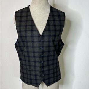 Joseph Abboud Plaid Slim Fit Vest